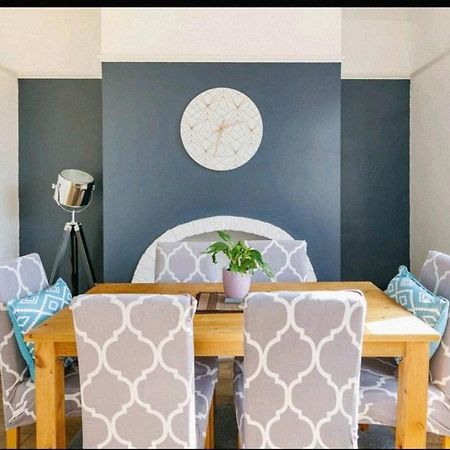 Atrium House Guest House Hazel Grove Luaran gambar